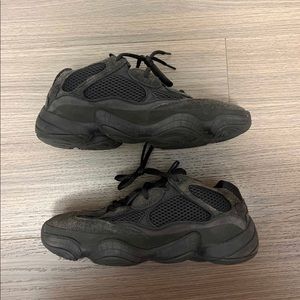 SOLD yeezy 500 utility black US mens size 7